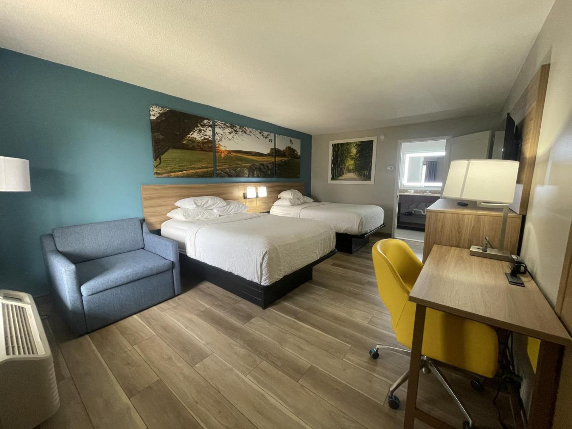 Days & By Wyndham Hotel 3*
