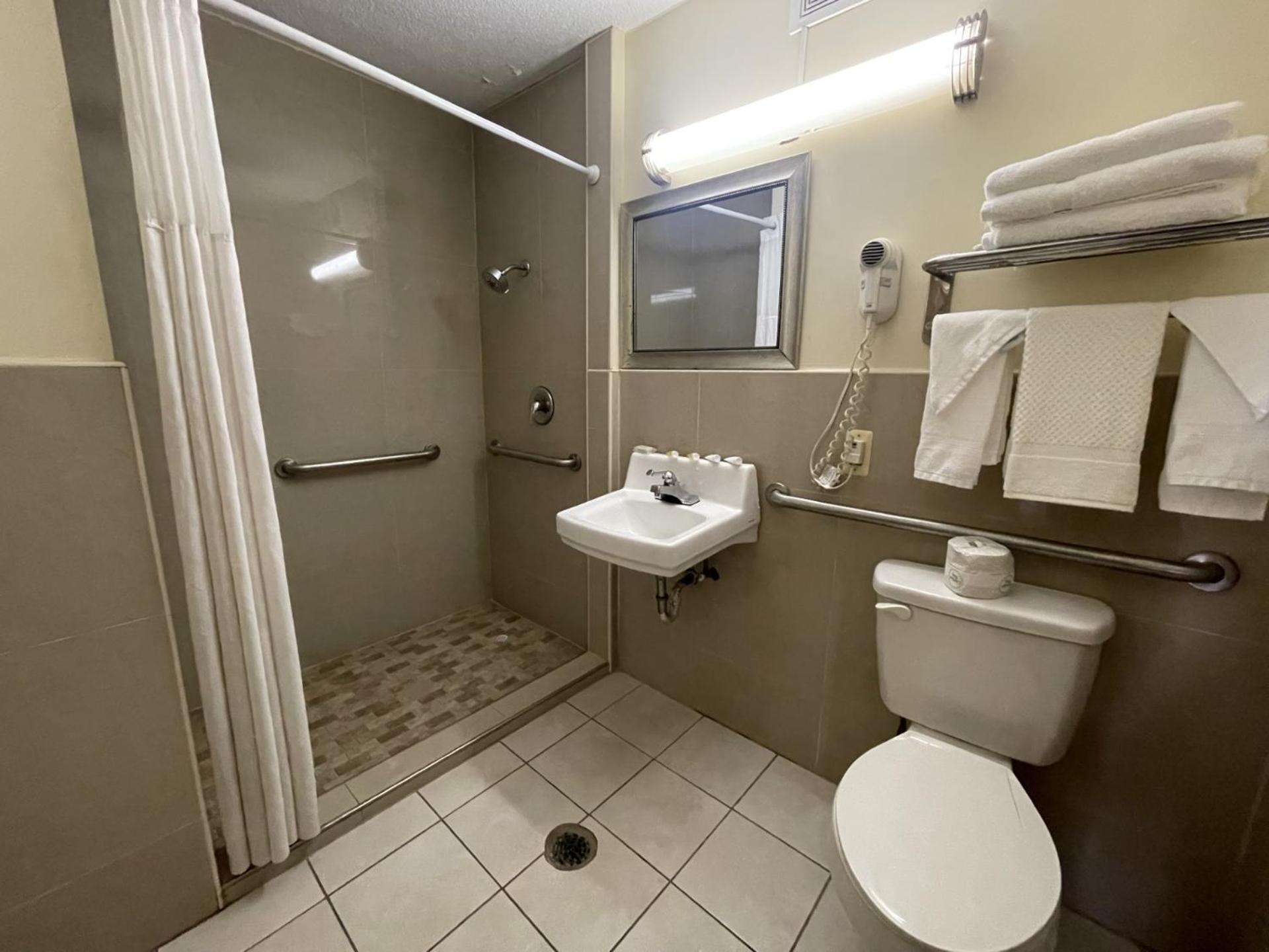 Hotel Days & By Wyndham 3*
