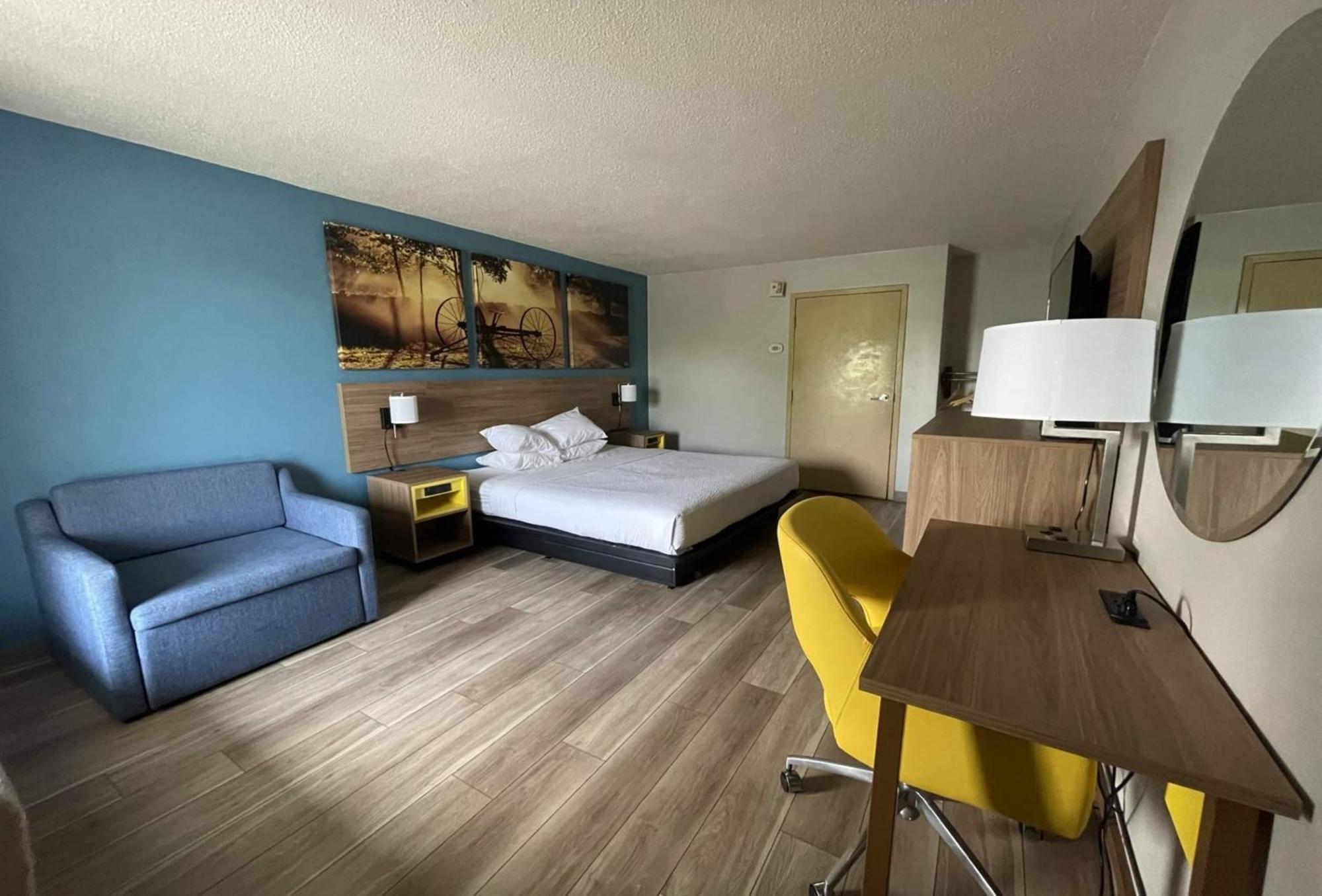 Hotel Days & By Wyndham 3*
